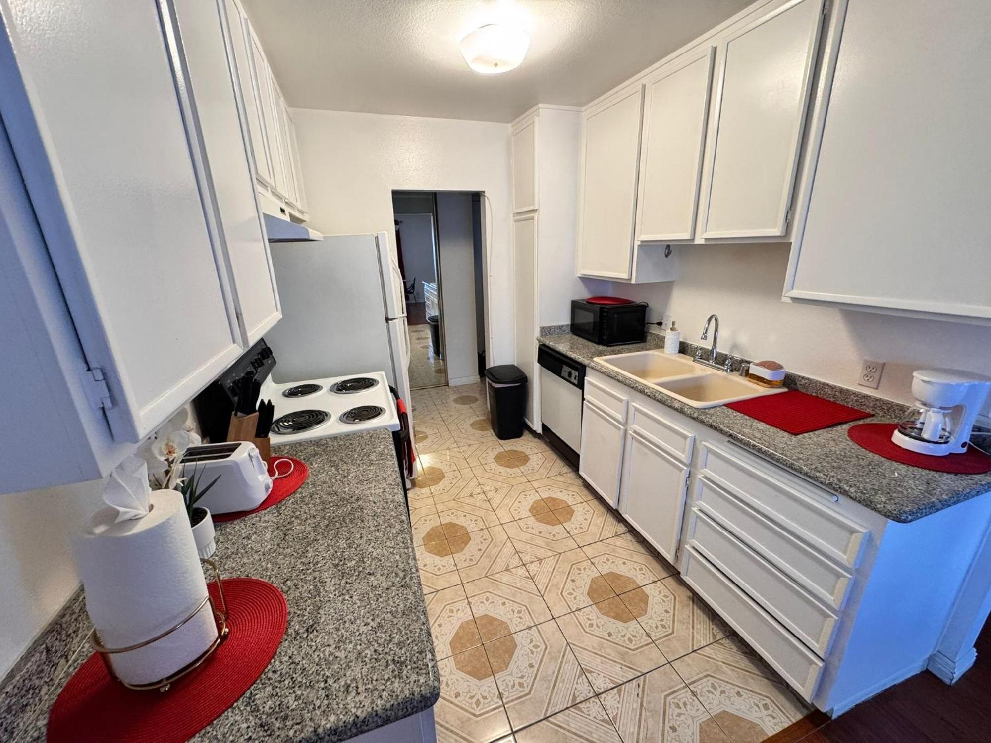 Mario, Harry Potter, & Not Themed Loft Universal 10min Loft Apartment Los Angeles